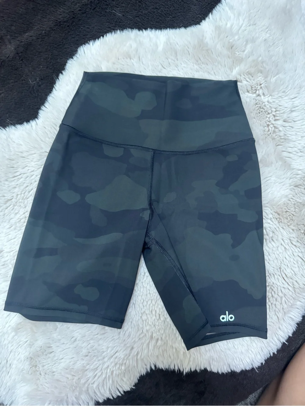 ALO Yoga Black Camo High-Waist Vapor Bike Shorts